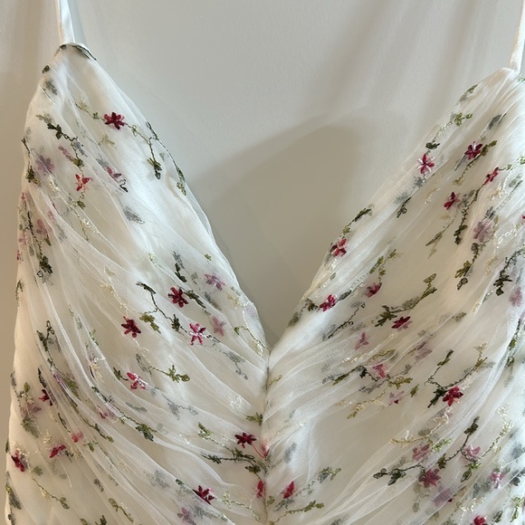 Chi Chi London NWT #ChiChiLondon - Picture 4 of 9